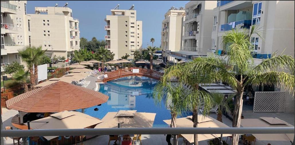 Radhima Beach Apartment-Tirana Resort Orikum Eksteriør billede